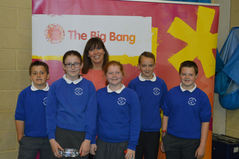 Kn\'ex and STEM Finalists