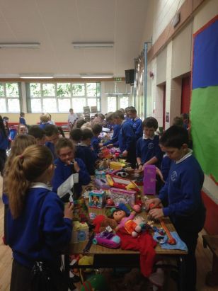 Pupil Council Organises Jumble Sale Success
