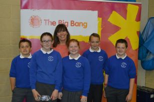 Kn\'ex and STEM Finalists